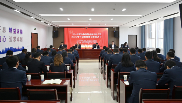 “持續(xù)學(xué)習(xí)與技能精進(jìn)是職業(yè)生涯不可或缺的基石。我深知扎實(shí)的專業(yè)知識(shí)是預(yù)算工作穩(wěn)固的根基，而嫻熟的軟件操作技能，則是提升工作效率、確保精準(zhǔn)無(wú)誤的銳利武器！”“今后我們將持續(xù)開(kāi)展形式多樣、層次分明的技能培